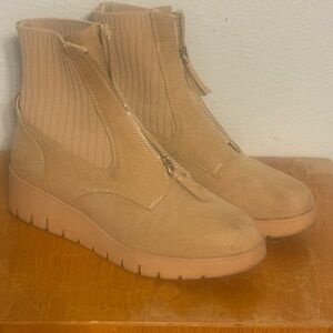 Anne Klein Akulema Wedge Boot Womens Size 9M Iflex Tan Zip Up